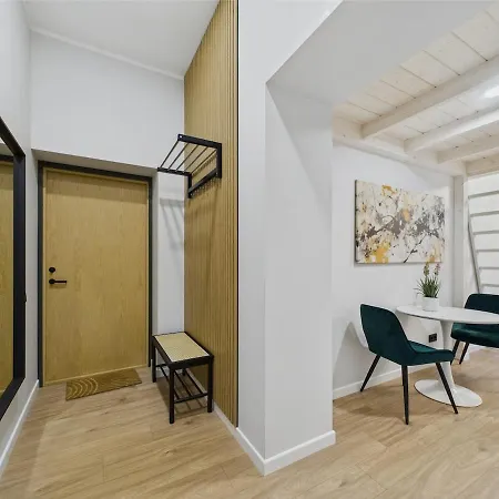 Loft Studio In Old Town Riga Apartment *